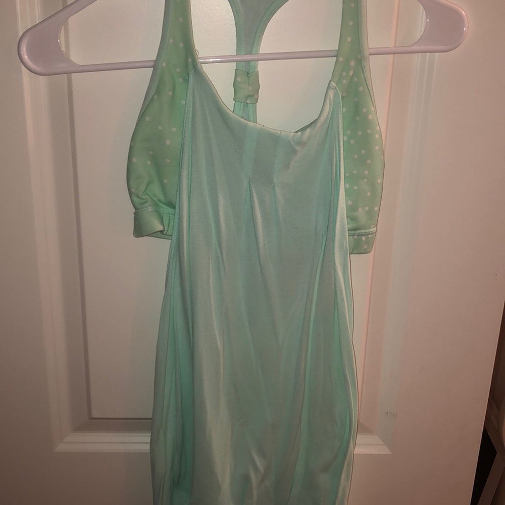 size 2 lululemon tank; mint